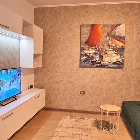 Seaesta Nord Pool And Apartment Mamaia